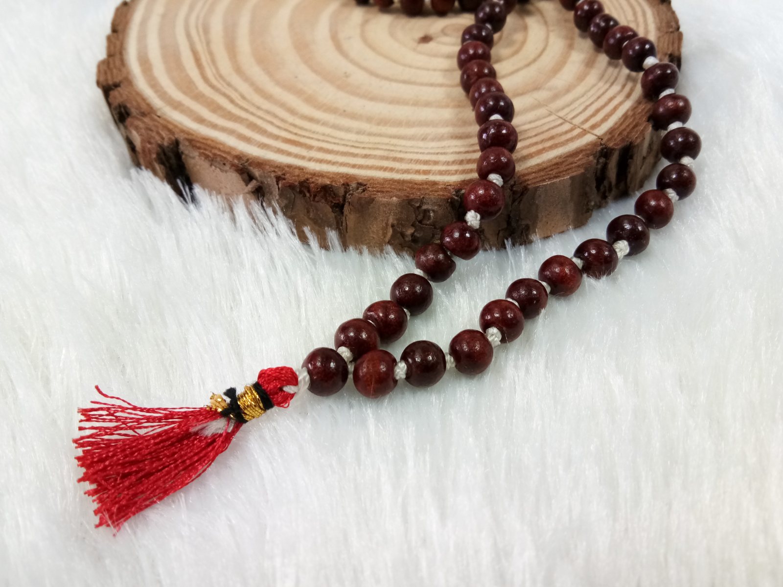 Lal Chandan Mala